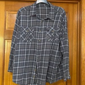 Gray & White plaid flannel shirt - XXL